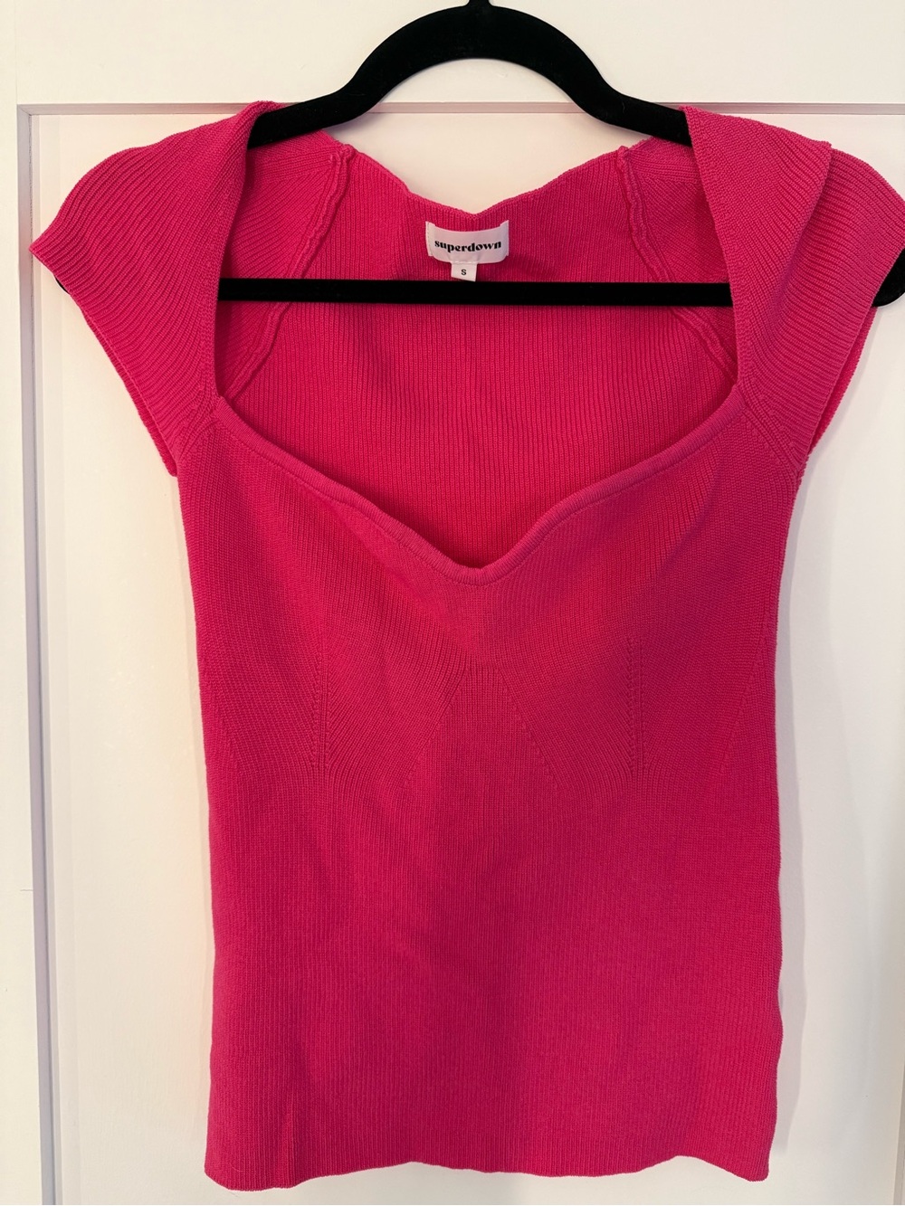 Superdown Women's Fitted Hot Pink Knit Top